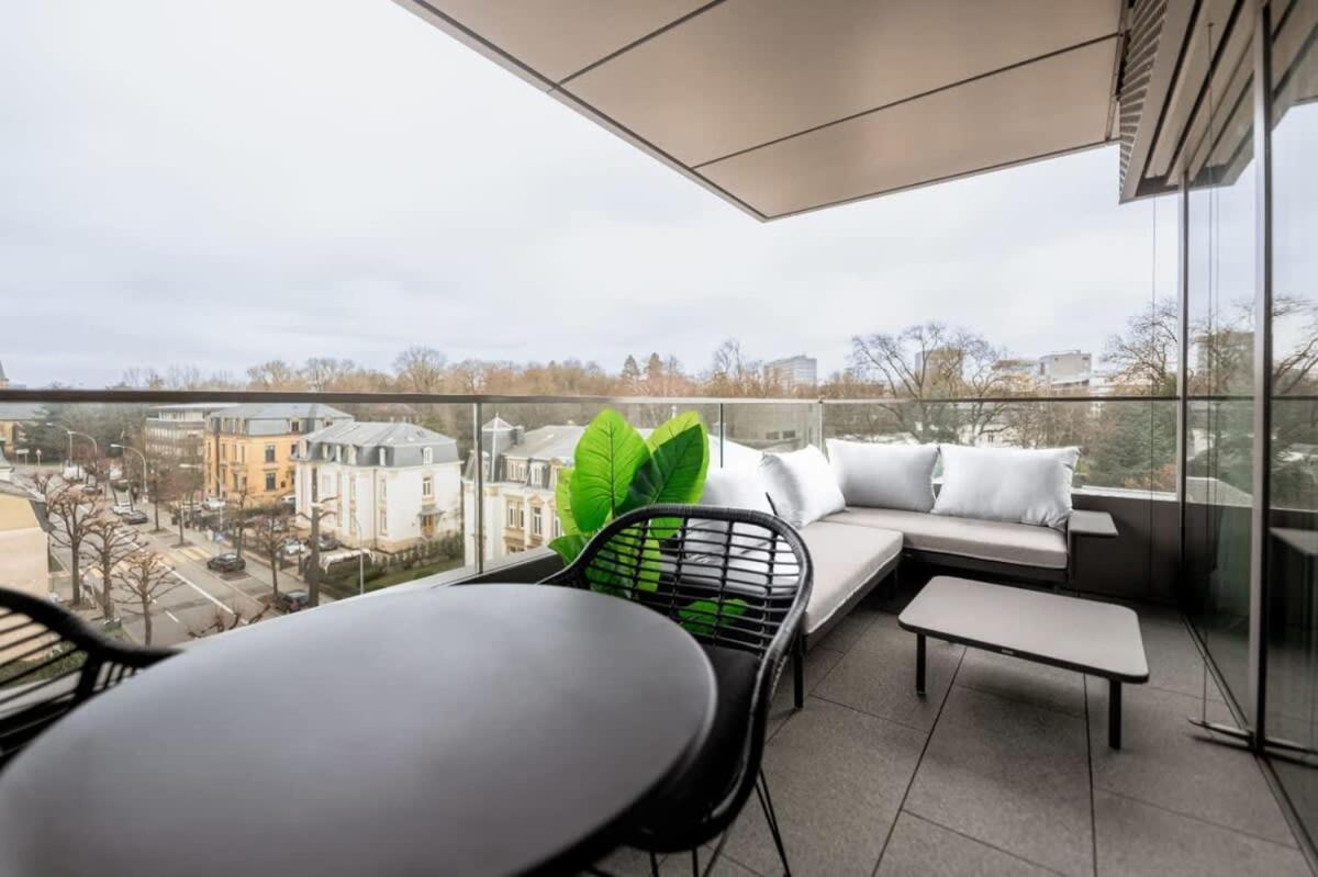 City Luxury With City Views In Ville Haute Luxembourg Exterior photo